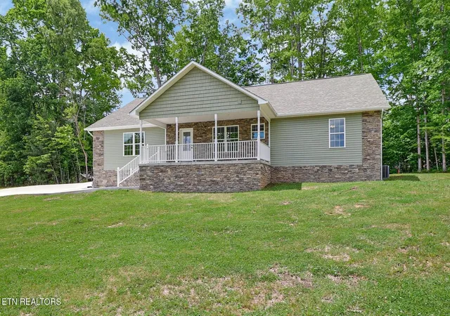 3rd image of 310 Summerwind Dr, Crossville, TN 38571 | MLS# 3197950