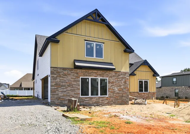 3rd image of 2473 Ellsworth Dr, Clarksville, TN 37043 | MLS# 3198858