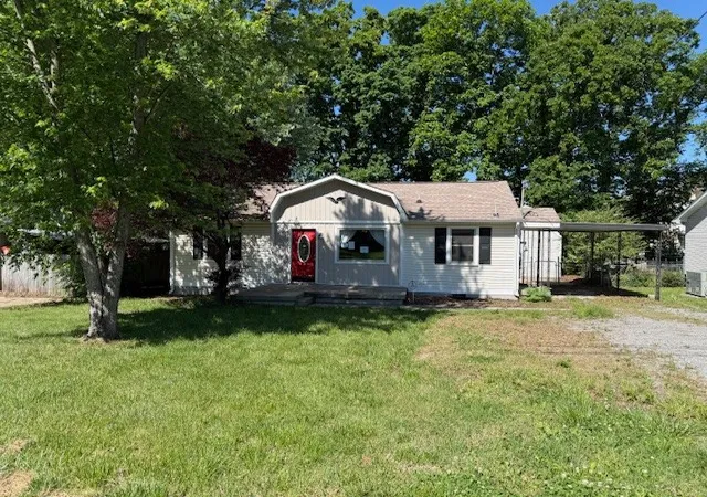 Homes for sale in Clarksville, TN | 1594 Bevard Rd, Clarksville, TN 37042 | MLS# 3198880