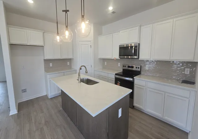 Photo 3 of Single family home for sale at 6104 Saxlingham Pl, Smyrna, TN 37167 | MLS# 3198728 | Listing updated on 2026-10-17
