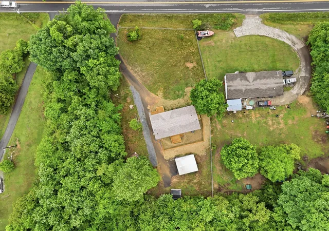 Homes for sale in Decatur, TN | 1301 River Road, Decatur, TN 37322 | MLS# 3224400