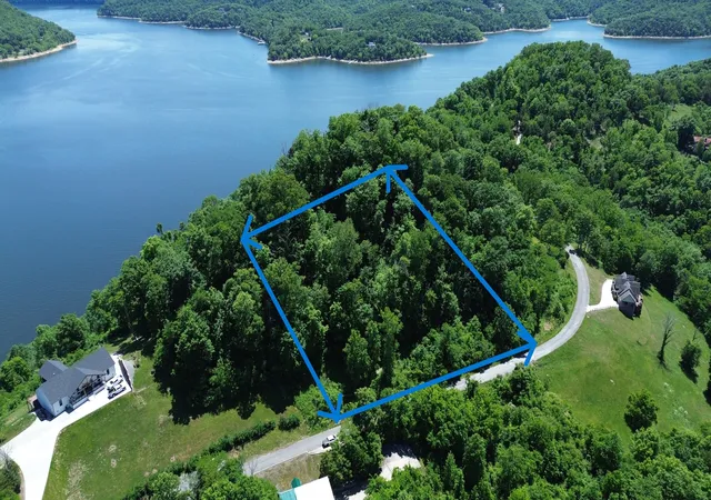 Homes for sale in Silver Point, TN | 705 Harbor Pointe Dr, Silver Point, TN 38582 | MLS# 3198888