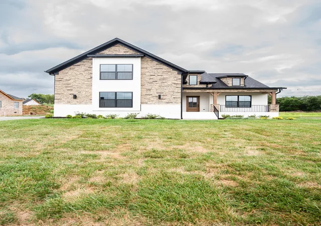 Photo 1 of Single family home for sale at 2928 Carisbrooke Dr, Mount Juliet, TN 37122 | MLS# 3246224 | Listing updated on 2026-10-23