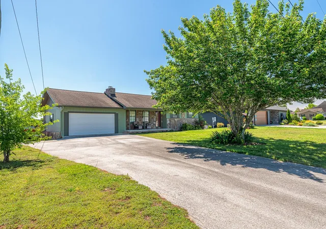Homes for sale in Dayton, TN | 532 Housley Circle, Dayton, TN 37321 | MLS# 3260926