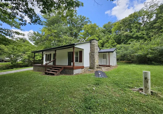 Photo 2 of Single family home for sale at 210 Rawls Crk Rd, Gordonsville, TN 38563 | MLS# 3201136 | Listing updated on 2026-10-06