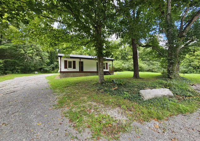Photo 3 of Single family home for sale at 210 Rawls Crk Rd, Gordonsville, TN 38563 | MLS# 3201136 | Listing updated on 2026-10-06