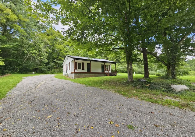 Photo 4 of Single family home for sale at 210 Rawls Crk Rd, Gordonsville, TN 38563 | MLS# 3201136 | Listing updated on 2026-10-06