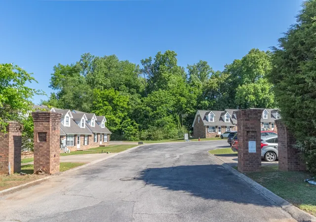 2nd image of 279b Harrier Ct, Clarksville, TN 37042 | MLS# 3200991