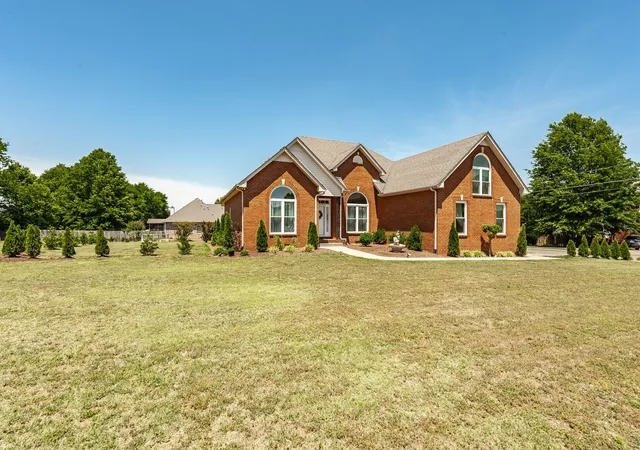 3rd image of 162 Mimosa Dr, Gallatin, TN 37066 | MLS# 3205811