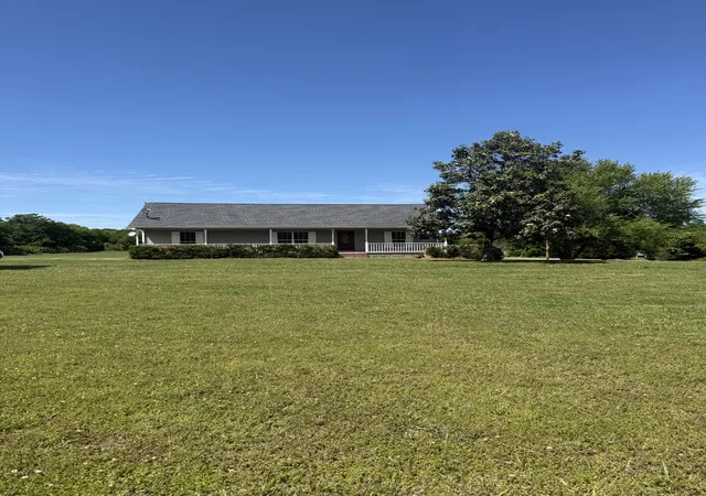 Photo 3 of Single family home for sale at 126 Simmons Ln, Shelbyville, TN 37160 | MLS# 3205230 | Listing updated on 2026-09-04