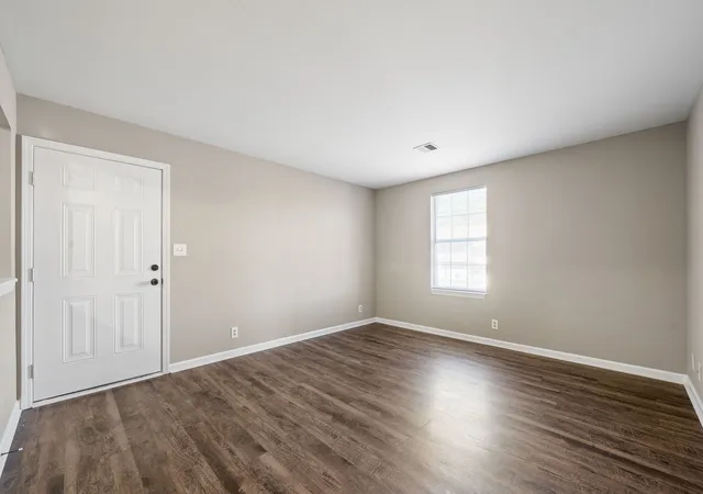 5th image of 155 Jack Miller Blvd, Clarksville, TN 37042 | MLS# 3203471