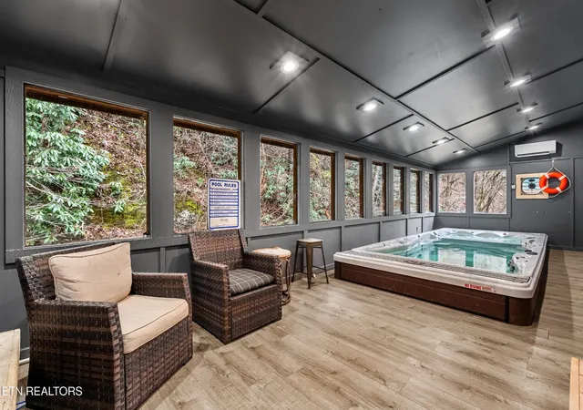 Photo 3 of Single family home for sale at 315 Caney Crk Rd, Pigeon Forge, TN 37863 | MLS# 3624466 | Listing updated on 2026-10-23