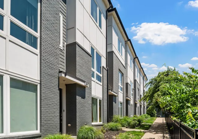 Photo 2 of Townhouse for sale at 819 Vibe Pl, Nashville, TN 37216 | MLS# 3205238 | Listing updated on 2026-08-17