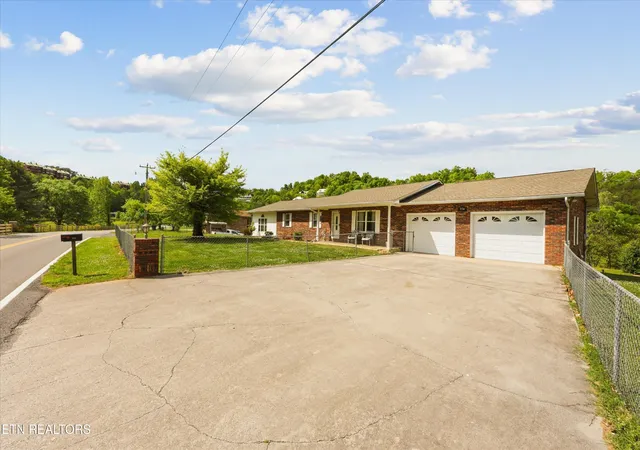 3rd image of 354 Apple Valley Rd, Sevierville, TN 37862 | MLS# 3205267