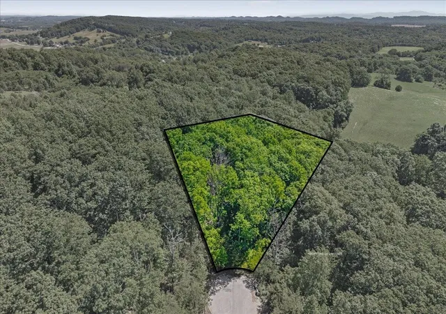 Homes for sale in Sweetwater, TN | 0 Poplar Lot 32 Dr, Sweetwater, TN 37874 | MLS# 3244239