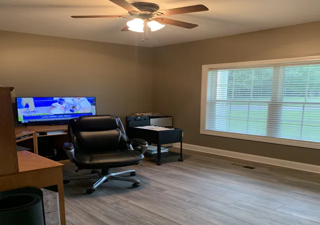 Photo 2 of Sale Pending at 145 Michael Cir, Lawrenceburg, TN 38464 | MLS# 3205324 | Listing updated on 2026-07-16