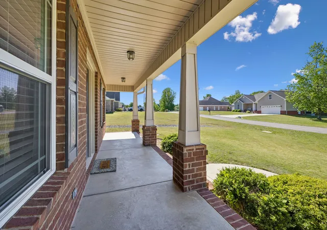 Homes for sale in Fayetteville, TN | 17 Sonoma Dr, Fayetteville, TN 37334 | MLS# 3205688