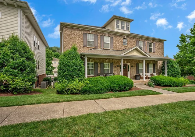Photo 3 of Condo for sale at 1033 Park Run Dr, Franklin, TN 37067 | MLS# 3208266 | Listing updated on 2026-05-13