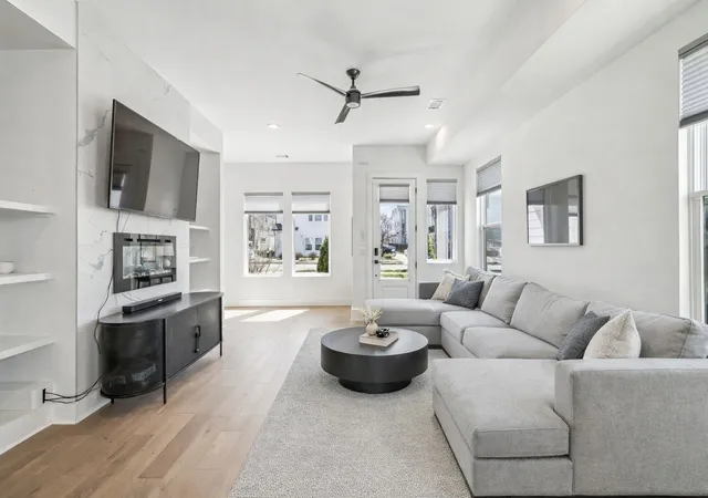 3rd image of 1728B Pecan St, Nashville, TN 37208 | MLS# 3211325