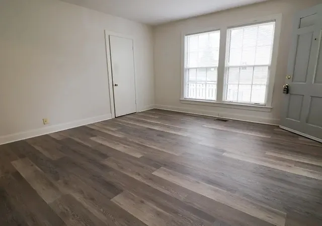 Listing Photo 3 - Condo for sale in building located at 111 7th Ave N, Franklin, TN 37064
