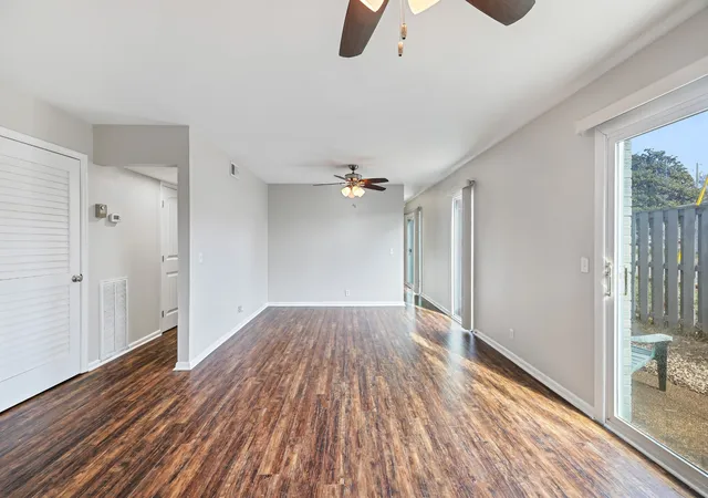 4th image of 1900 Richard Jones Rd #V10, Nashville, TN 37215 | MLS# 3207875