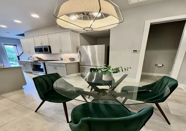 Photo 4 of Townhouse for sale at 707 26th Avenue N #4, Nashville, TN 37208 | MLS# 3205876 | Listing updated on 2026-09-18