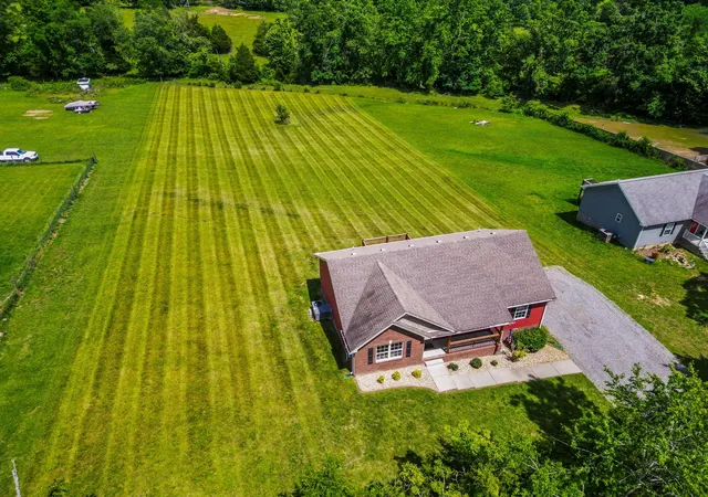 Photo 3 of Single family home for sale at 574 Keytown Rd, Portland, TN 37148 | MLS# 3214437 | Listing updated on 2026-09-22
