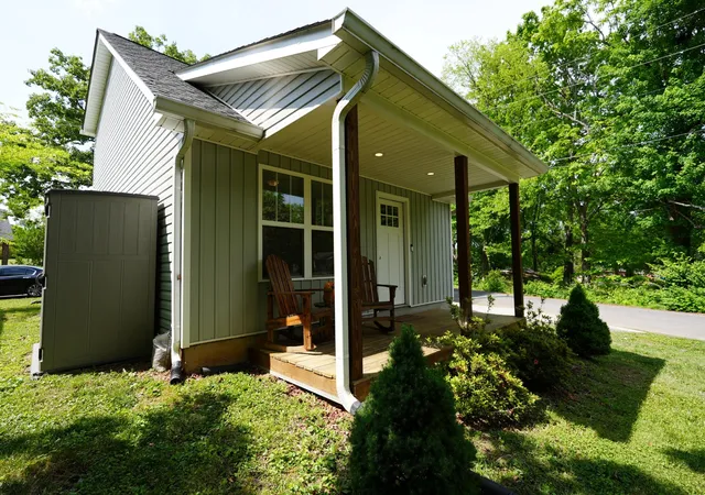 1st image of 411 Barpen Street Nw, Cleveland, TN 37312 | MLS# 3337094
