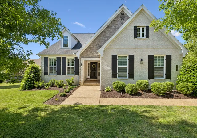 Homes for sale in Fairview, TN | 7107 Triple Crown Ln, Fairview, TN 37062 | MLS# 3206977
