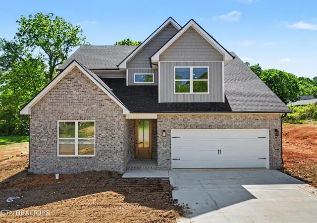 Photo 2 of Single family home for sale at 5317 Arza Ln, Knoxville, TN 37918 | MLS# 3604117 | Listing updated on 2026-10-01
