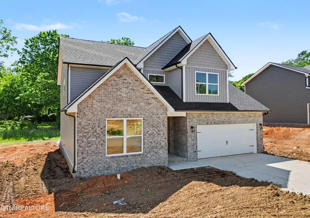 Photo 3 of Single family home for sale at 5317 Arza Ln, Knoxville, TN 37918 | MLS# 3604117 | Listing updated on 2026-10-01