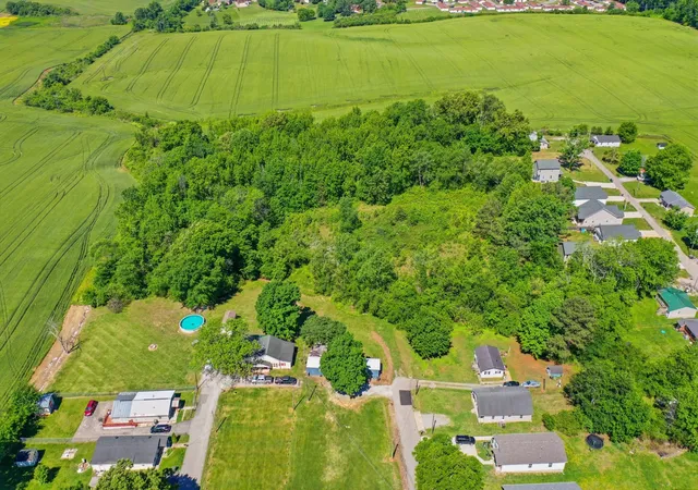 3rd image of 844 20Th Ave W, Springfield, TN 37172 | MLS# 3207089