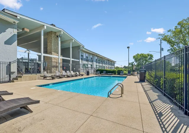 Homes for sale in Nashville, TN | 801 Inverness Ave #B7, Nashville, TN 37204 | MLS# 3211871