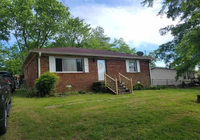 Homes for sale in Gallatin, TN | 433 Malvin St, Gallatin, TN 37066 | MLS# 3207072