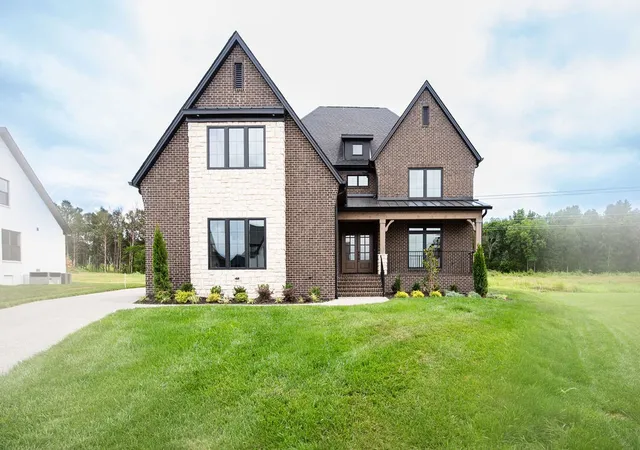 Photo 1 of Single family home for sale at 2930 Carisbrooke Dr, Mount Juliet, TN 37122 | MLS# 3246223 | Listing updated on 2026-09-29