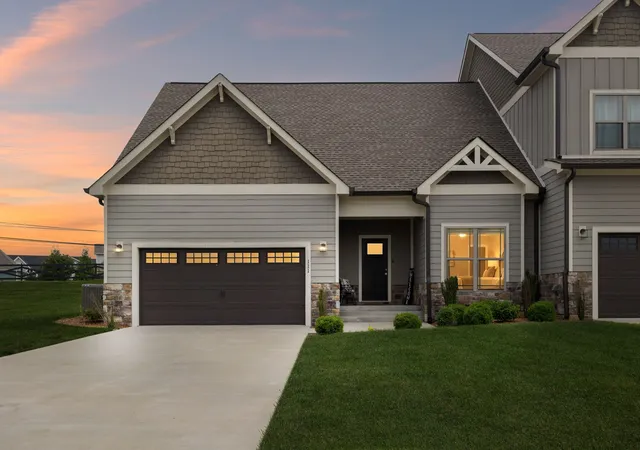 Photo 1 of Townhouse for sale at 111 Campfire Ct, Winchester, TN 37398 | MLS# 3208220 | Listing updated on 2026-10-07
