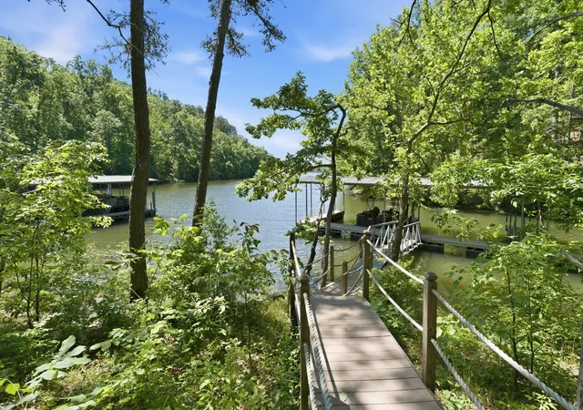 1st image of 0 Crescent Ln, Savannah, TN 38372 | MLS# 3215680