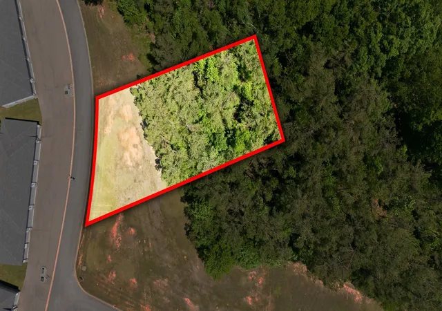 5th image of 0 Crescent Ln, Savannah, TN 38372 | MLS# 3215680