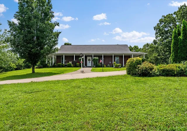 Homes for sale in Hohenwald, TN | 124 Napier Rd, Hohenwald, TN 38462 | MLS# 3234063