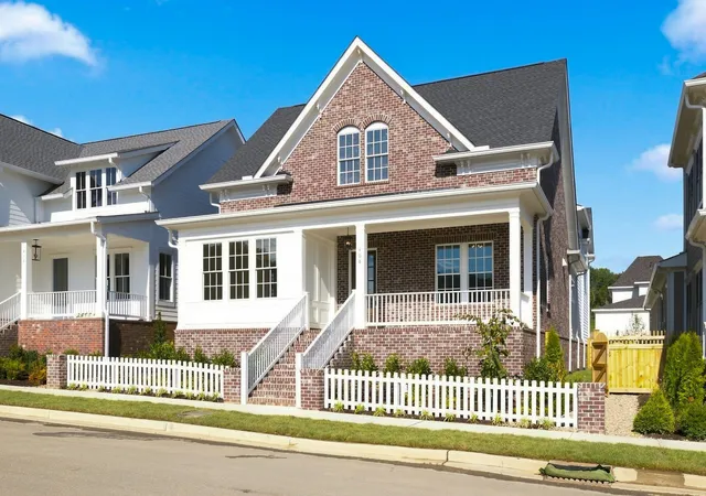 Photo 2 of Single family home for sale at 408 Drummond St, Franklin, TN 37064 | MLS# 3207851 | Listing updated on 2026-09-28