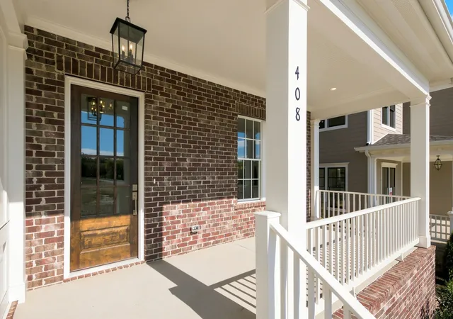 Photo 3 of Single family home for sale at 408 Drummond St, Franklin, TN 37064 | MLS# 3207851 | Listing updated on 2026-09-28