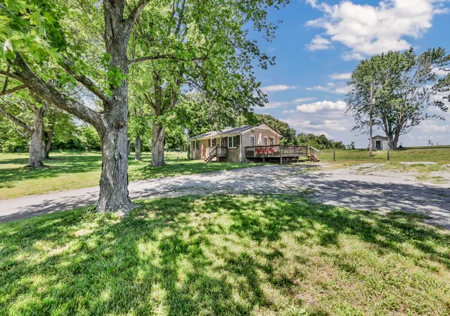 Homes for sale in Oak Grove, KY | 1068 Hugh Hunter Rd, Oak Grove, KY 42262 | MLS# 3213801