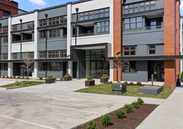 4th image of 1800 S Watkins Street #5, Chattanooga, TN 37404 | MLS# 3519373