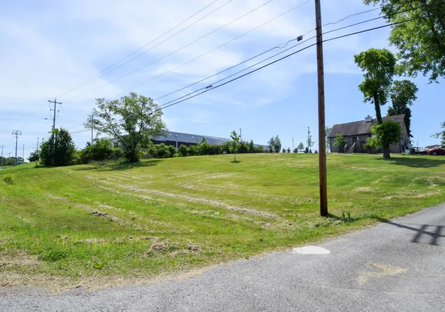 31st image of 1933 Long Hollow Pike, Gallatin, TN 37066 | MLS# 3214182