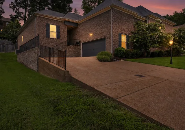1st image of 166 Cobbler Cir, Hendersonville, TN 37075 | MLS# 3288473
