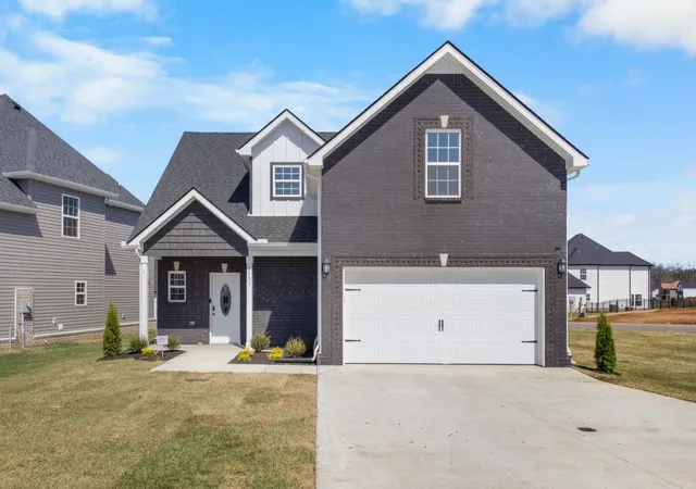 Photo 2 of Single family home for sale at 2531 Rafiki Dr, Clarksville, TN 37042 | MLS# 3211274 | Listing updated on 2026-08-20