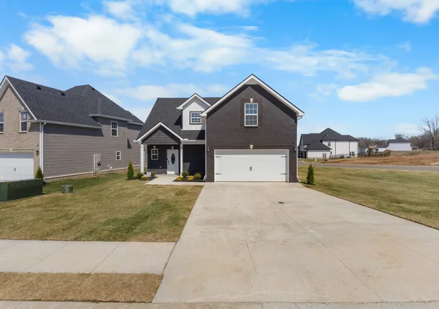 Photo 4 of Single family home for sale at 2531 Rafiki Dr, Clarksville, TN 37042 | MLS# 3211274 | Listing updated on 2026-08-20