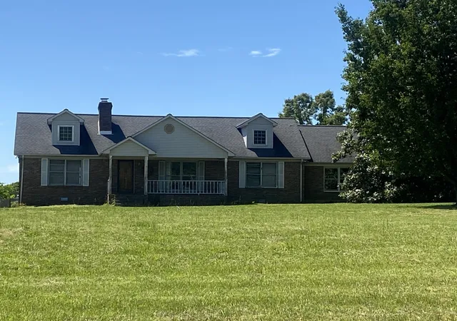 Homes for sale in Summertown, TN | 312 Corbin St, Summertown, TN 38483 | MLS# 3208008