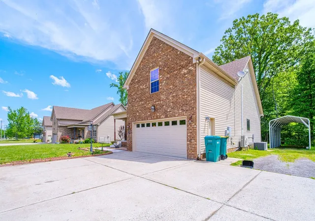 Homes for sale in White House, TN | 3319 Pleasant Grove Rd, White House, TN 37188 | MLS# 3210967