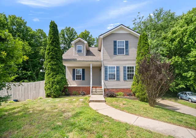 Homes for sale in Clarksville, TN | 907 Sugarcane Way, Clarksville, TN 37040 | MLS# 3208358